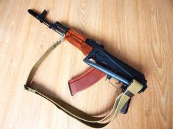 Макет АКС-74, в дереве. Идеальный, с комплектом. Ижевск.