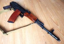 Макет АКС-74, в дереве. Идеальный, с комплектом. Ижевск.