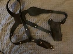 Кобуры разные