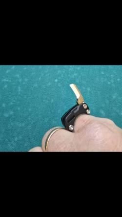 Кольцо с лезвием Titanium Knife Ring with Mini M390 Blade by Zyac Design.