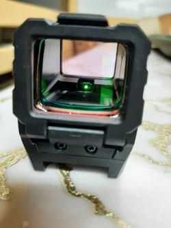 Коллиматор Holosun AEMS зеленая марка и низкий кронштейн