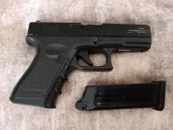 Страйкбольный пистолет (Airsoft) в дизайне Glock от от всемирно известной фирмы KJW, Тайва