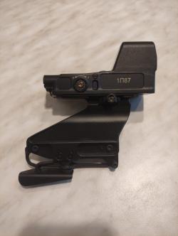 Коллиматорный прицел 1П87