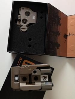 Коллиматорный прицел Eotech Exps3-2 TAN (бежевый)