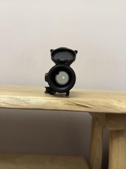 коллиматорный прицел UTG SCP-RG40SDQ
