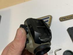 коллиматорный Vector Optics Maverick-III 1x22 MIL (SCRD-38) цвет TAN