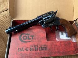 Кольт миротворец umarex colt saa.45 