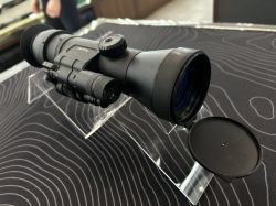 Комиссионная предобъективная насадка ночного видения Dedal - 552 XR5 (ЭОП II+ Ч/Б)