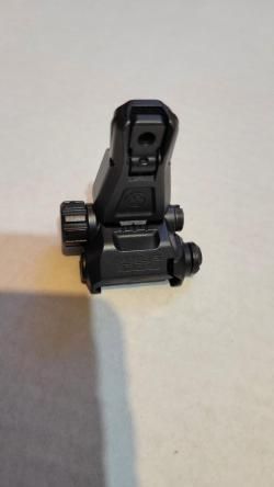 Комплект мушка + целик Magpul MBUS Pro