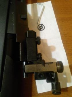 Для пневмобиатлона комплект: прицел СССР на иж61,мр61,кронштейн,мушка 