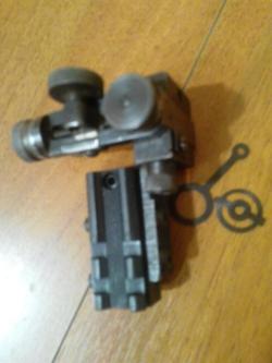 Для пневмобиатлона комплект: прицел СССР на иж61,мр61,кронштейн,мушка 