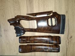 Красивый ореховый комплект на карабин Тигр .