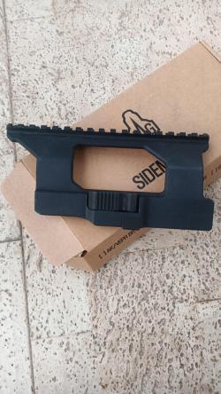 Кронштейн SAG AK TAC, боковой быстросъёмный Picatinny/ACOG
