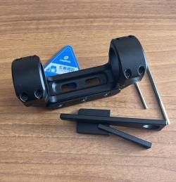 Кронштейн Leofoto 30мм на Picatinny.