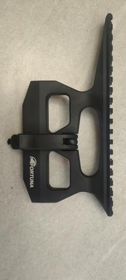 Кронштейн на Сайгу