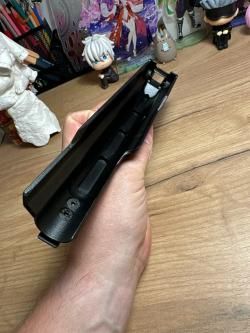 Крышка ствольной коробки 