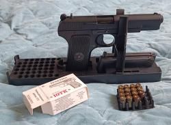 KURS ТТ и Colt K1911 в расширенных комплектациях с подставками!