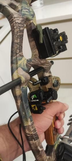 Лук блочный HOYT Lasertech