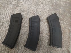Магазины 5,45 пластик