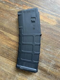Магазины Magpul PMAG 5,56 Gen3 для AR-15.