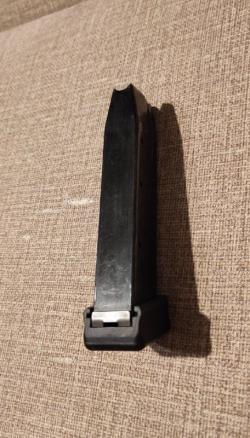 Магазин Mec-Gar на CZ 75 Shadow 2 