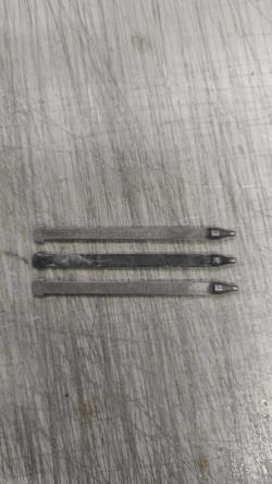   магазины сайга 9х19, TR9,переводчик огня, баек, возвратка. 