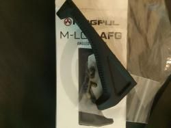 Magpul AFG m-lok, оригинал