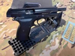 Охолощенный пистолет Baredda S 56 (CZ 75) , новые.
