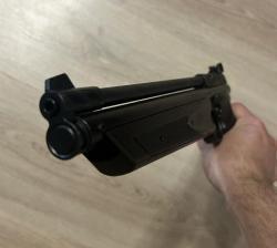 Пневматический пистолет Crosman 1377
