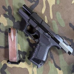 Охолощенный пистолет Walther CP99