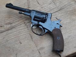 Макет револьвера Наган 1940 года выпуска ЗиД новый, в отличном состоянии.