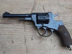 Макет револьвера Наган 1940 года выпуска ЗиД новый, в отличном состоянии.