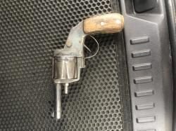 Макет револьвера