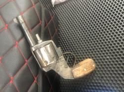 Макет револьвера 