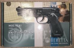 пистолет Umarex Beretta M92 FS A1 4.5 мм (Черный, Blowback, медные шарики)