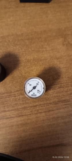 Манометр вика (wika) 315 атм белый 1/8G