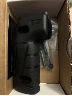 MDT Grip Elite FDE / MDT Premier Black