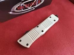 Microtech Combat Troodon D/E Storm Trooper Knife (3.4" White) 142-1ST