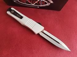 Microtech Combat Troodon D/E Storm Trooper Knife (3.4" White) 142-1ST