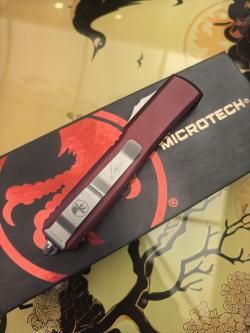 Microtech Ultratech warhound merlot 