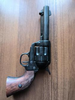 ММГ Револьвер Кольт. 45 кал. ММГ ЛЮГЕР P08 ПАРАБЕЛЛУМ.