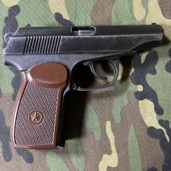 Пневматический пистолет МР-654