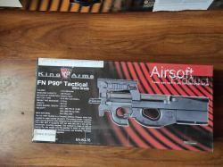 Модель пистолет-пулемета FN P90