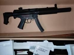 Модель пистолета-пулемета Heckler & Koch MP5SD6