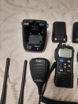 Морская рация icom IC-M73