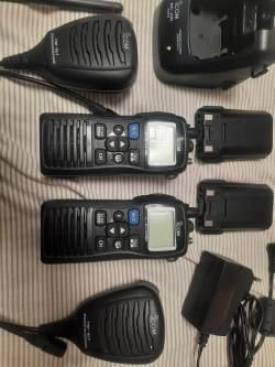 Морская рация icom IC-M73