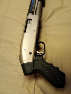 Mossberg 590  8+1