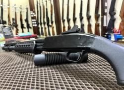 Mossberg 590 