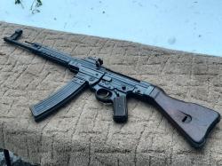 MP-44 (STG-44) Немецкая штурмовая винтовка, макет