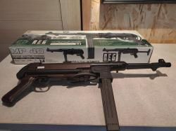 MP40 Cybergun